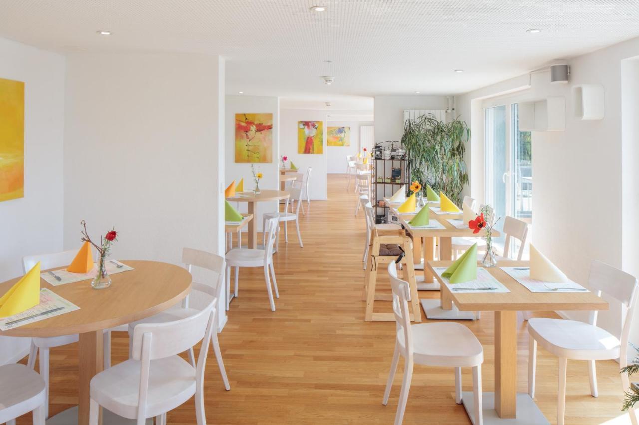 Le Domaine Hotel Villars-Sur-Glane Bagian luar foto