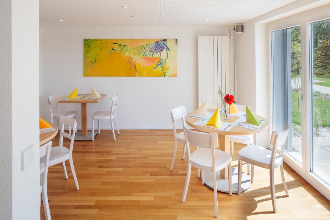 Le Domaine Hotel Villars-Sur-Glane Bagian luar foto