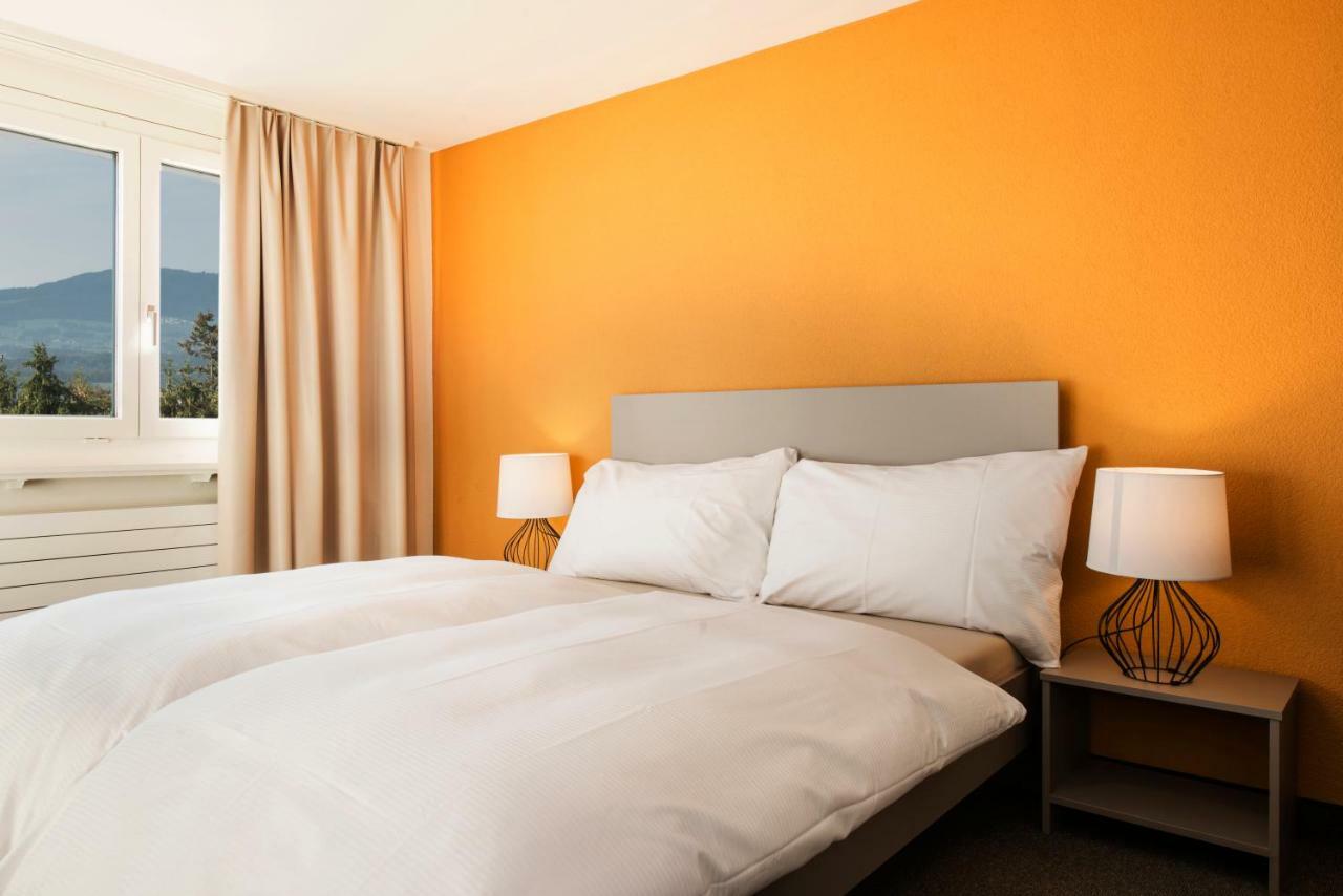Le Domaine Hotel Villars-Sur-Glane Bagian luar foto